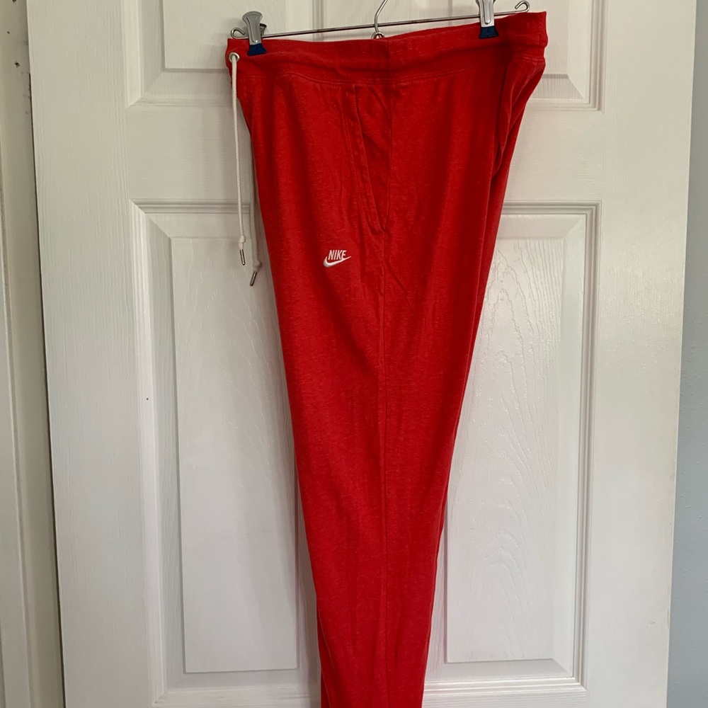 Women Nike sweats